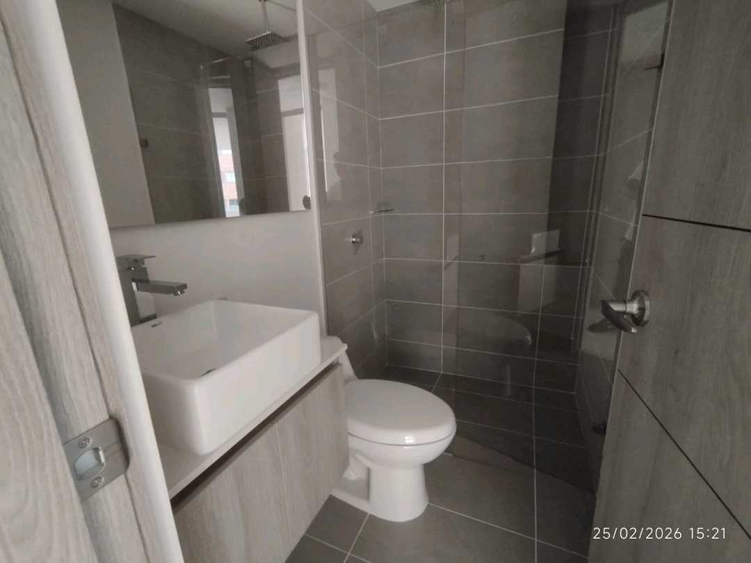 Apartamento para estrenar Loma del Esmeraldal RT