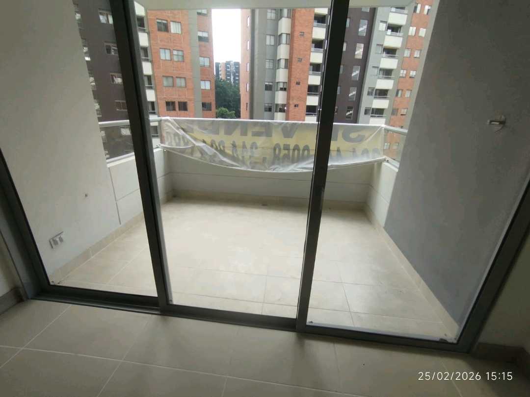 Apartamento para estrenar Loma del Esmeraldal RT