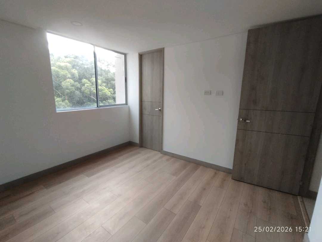 Apartamento para estrenar Loma del Esmeraldal RT