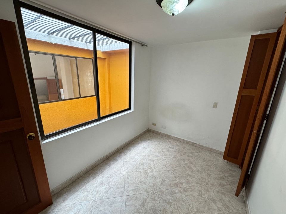 Miniatura 9