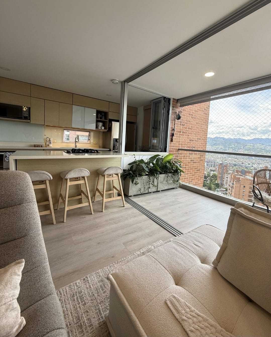 Apartamento para la venta Esmeraldal cerca a la Intermedia P15