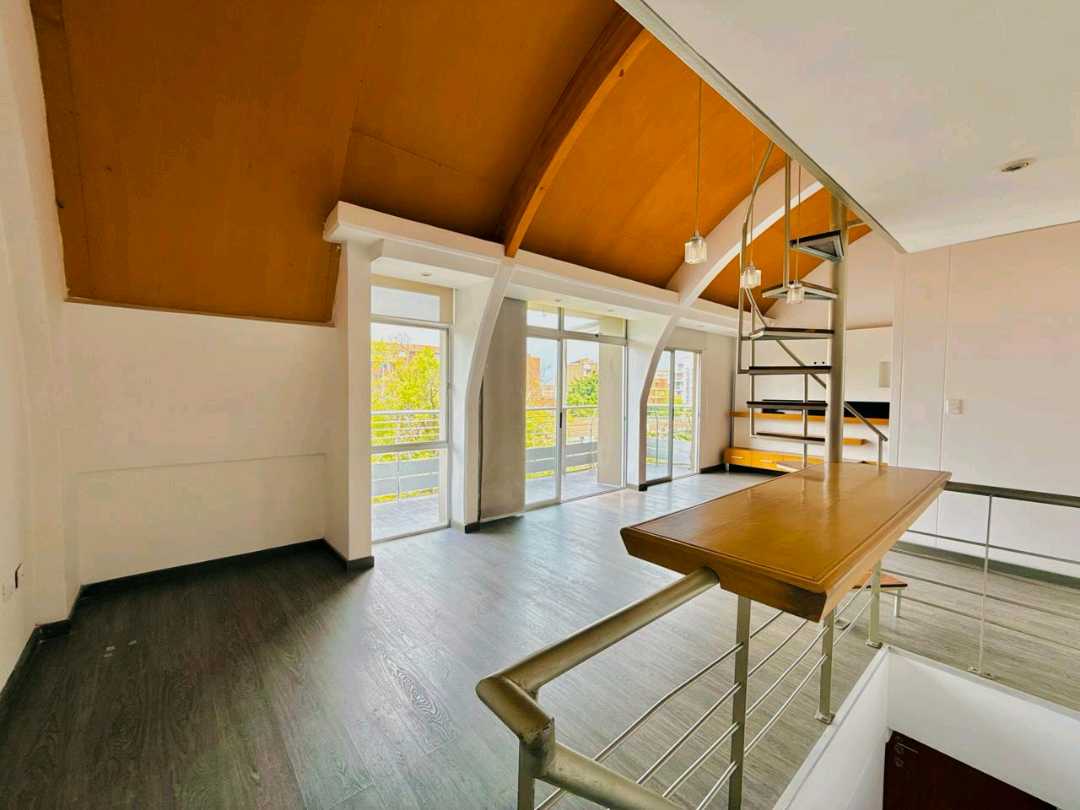 Apartamento dúplex para la venta Laureles cerca a Viva Laureles 98mts2