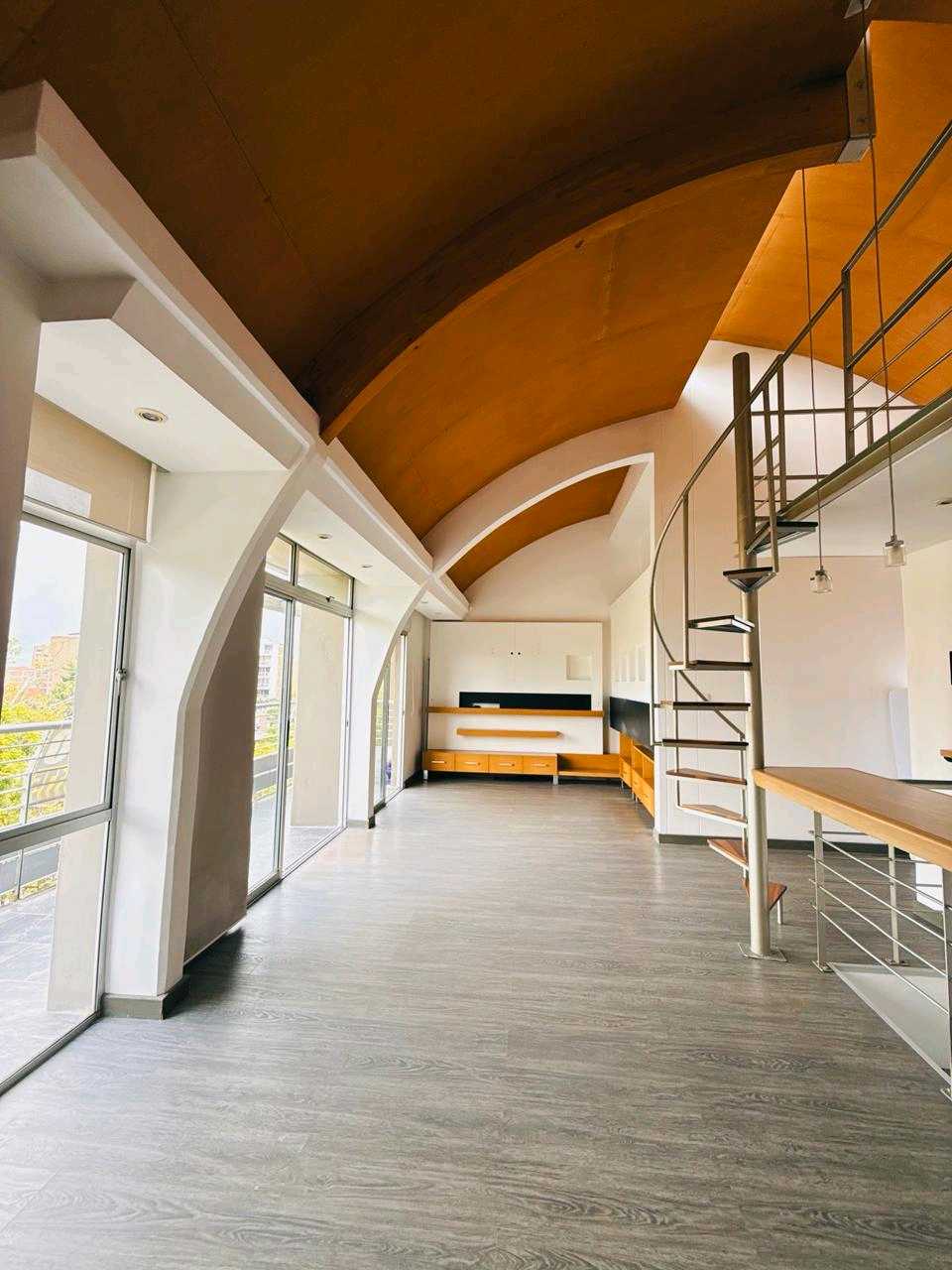 Apartamento dúplex para la venta Laureles cerca a Viva Laureles 98mts2