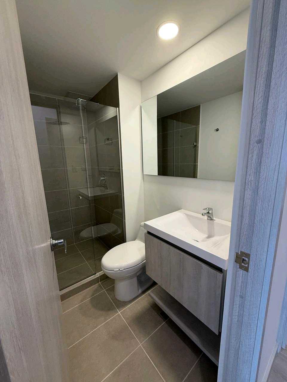 Apartamento para la venta Poblado ciudad del rio FLLC