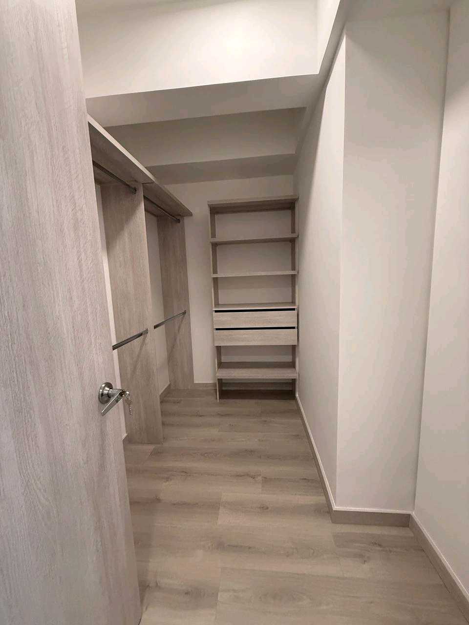 Apartamento para la venta Poblado ciudad del rio FLLC