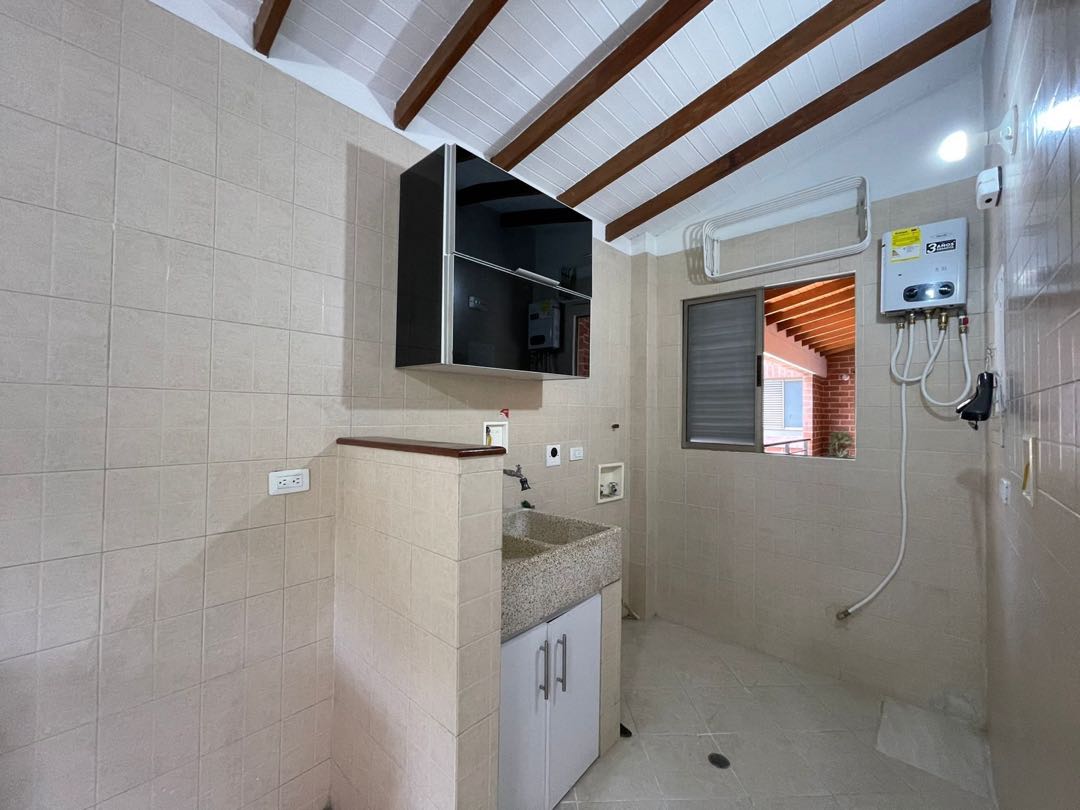 Apartamento para venta o arriendo en las palmas