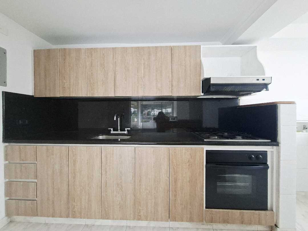 Apartamento penthouse Poblado vista a la montaña