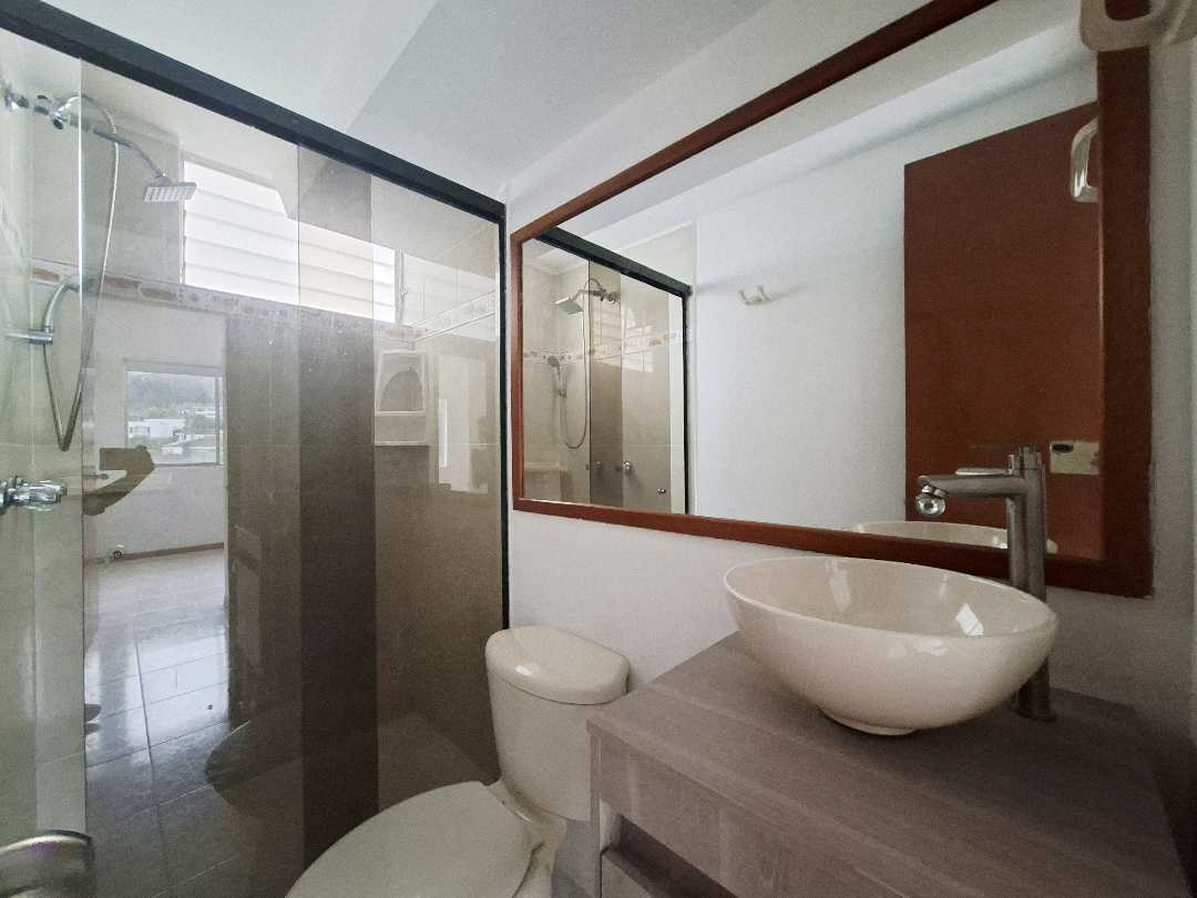 Apartamento penthouse Poblado vista a la montaña