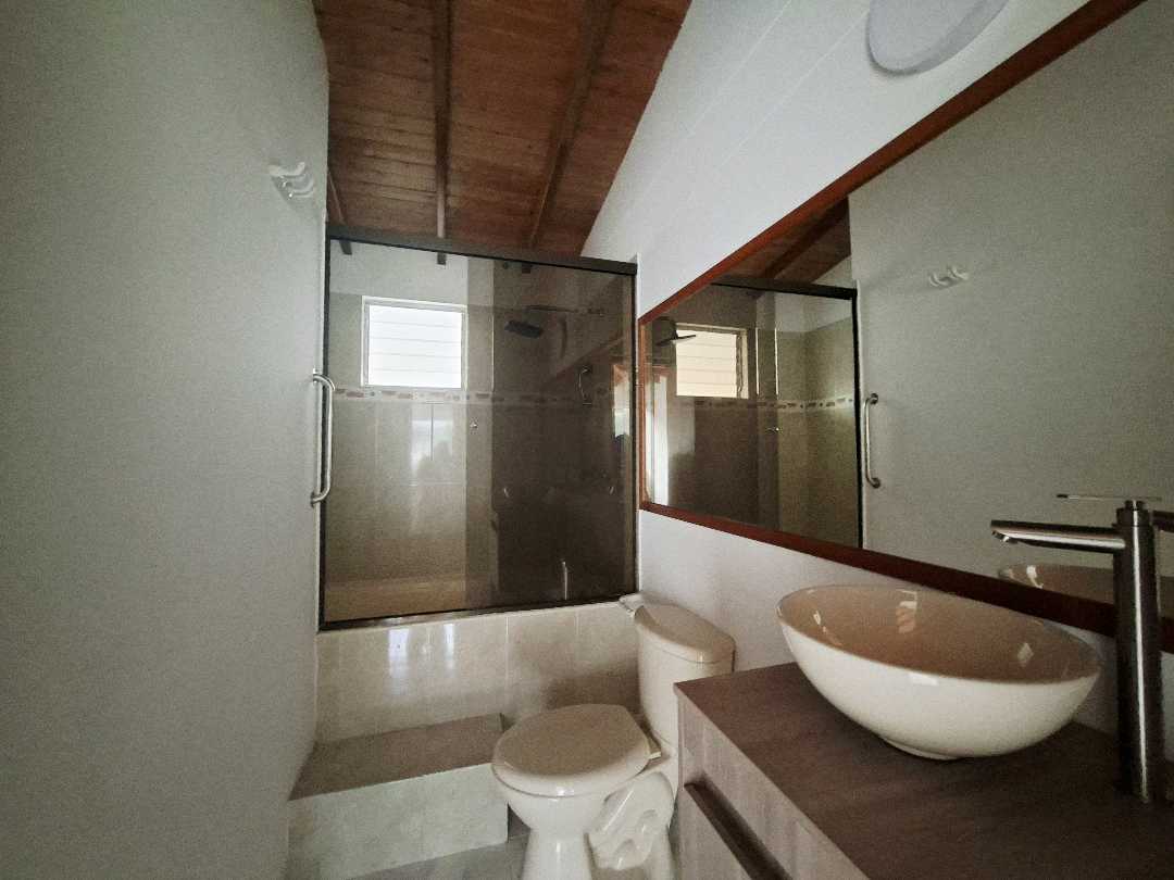Apartamento penthouse Poblado vista a la montaña