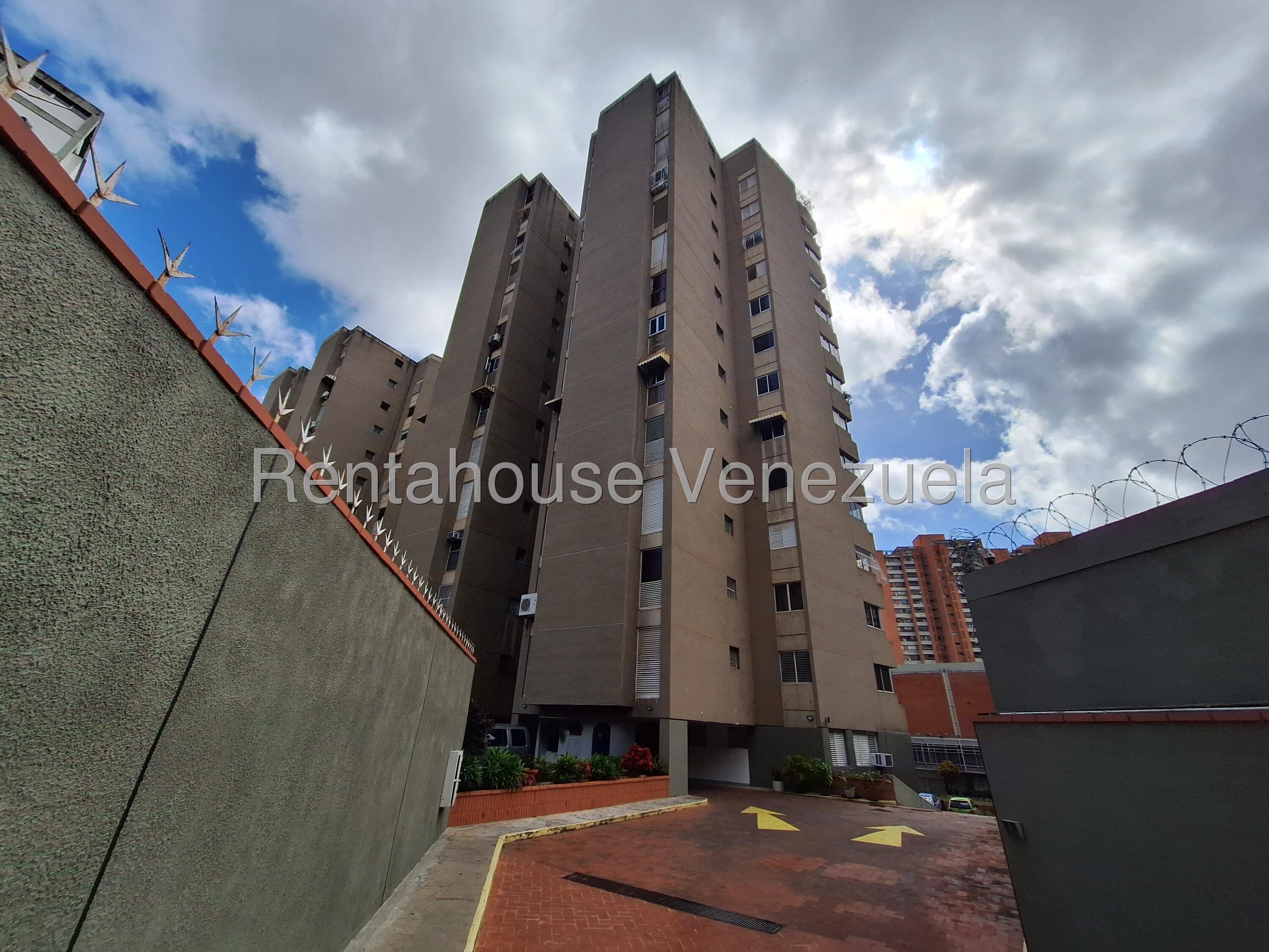 Apartamento - Prados del Este - Caracas