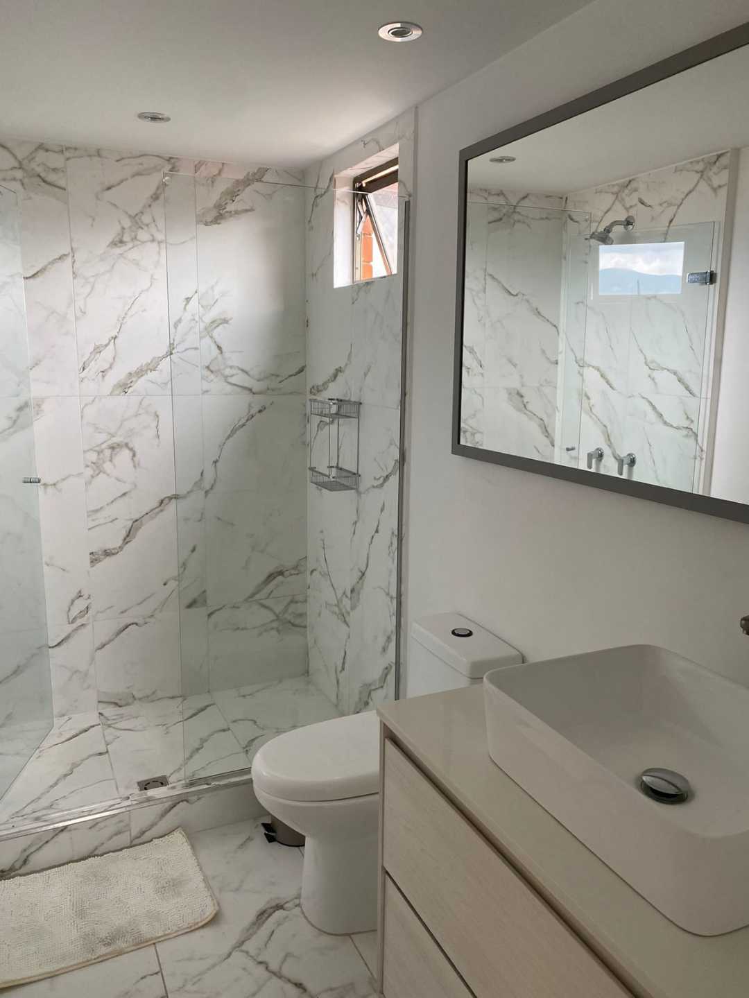 APARTAMENTO REMODELADO EN EL POBLADO - CAMPESTRE — foto 2 de 22