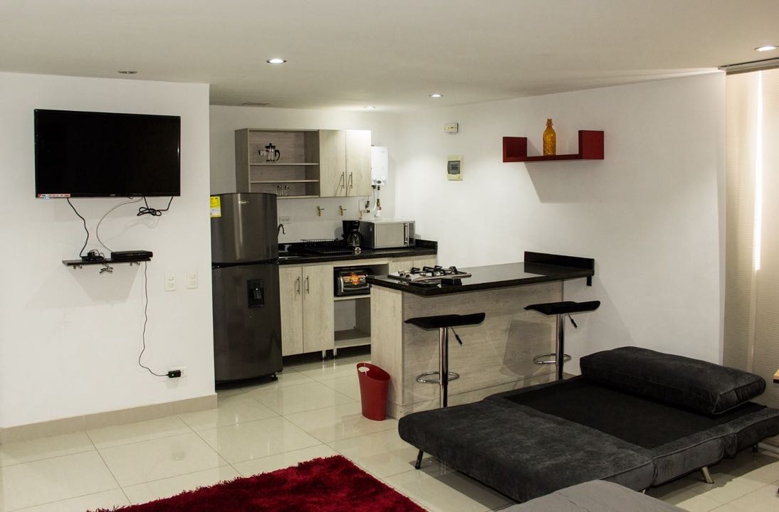 Apartamento tipo loft con licencia Airbnb en el Poblado la Frontera