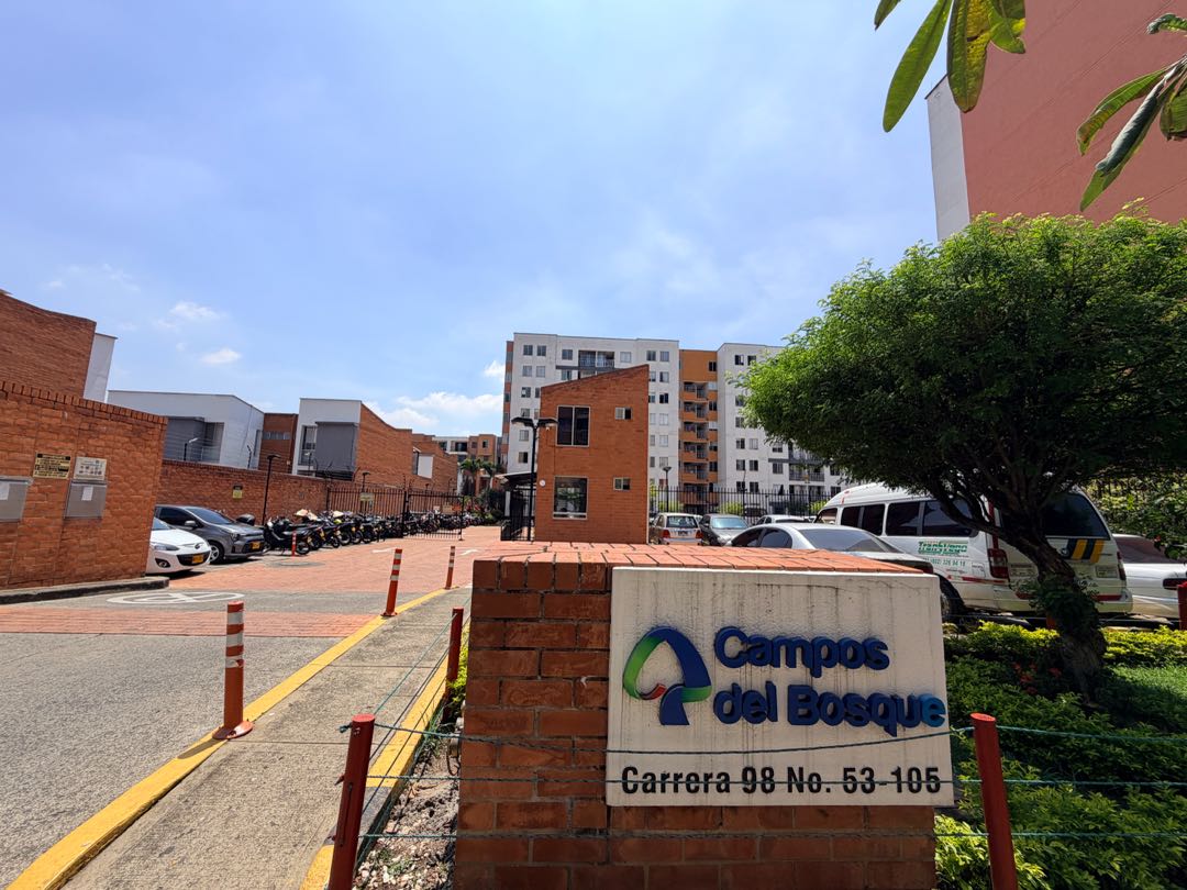 APARTAMENTO  VENTA SUR CALI VALLE DEL LILI C.R CAMPOS DEL BOSQUE
