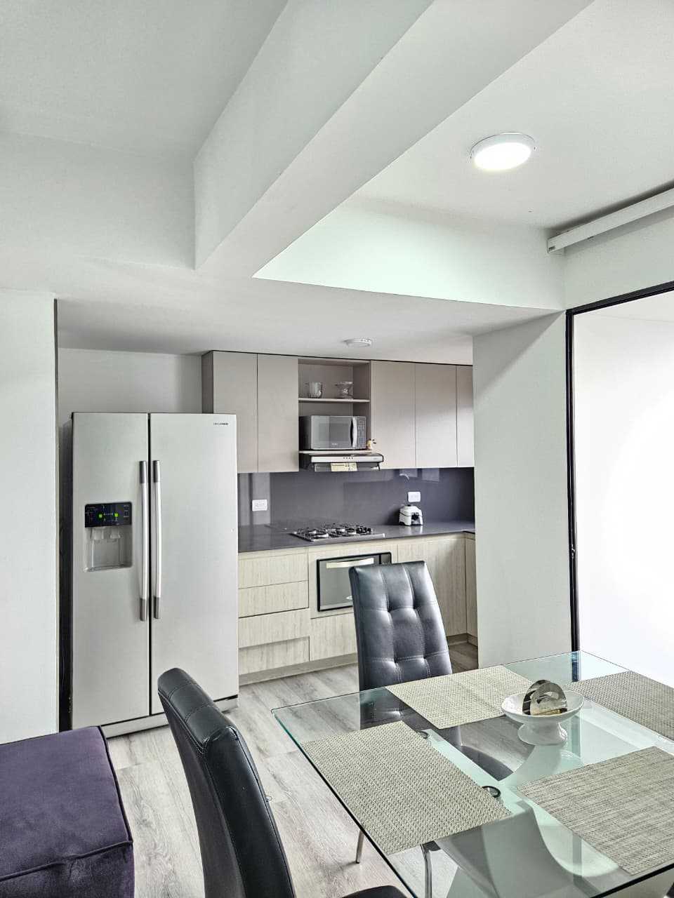 APARTAMENTO AMOBLADO SECTOR PALMAS - EL POBLADO  — foto 4 de 21