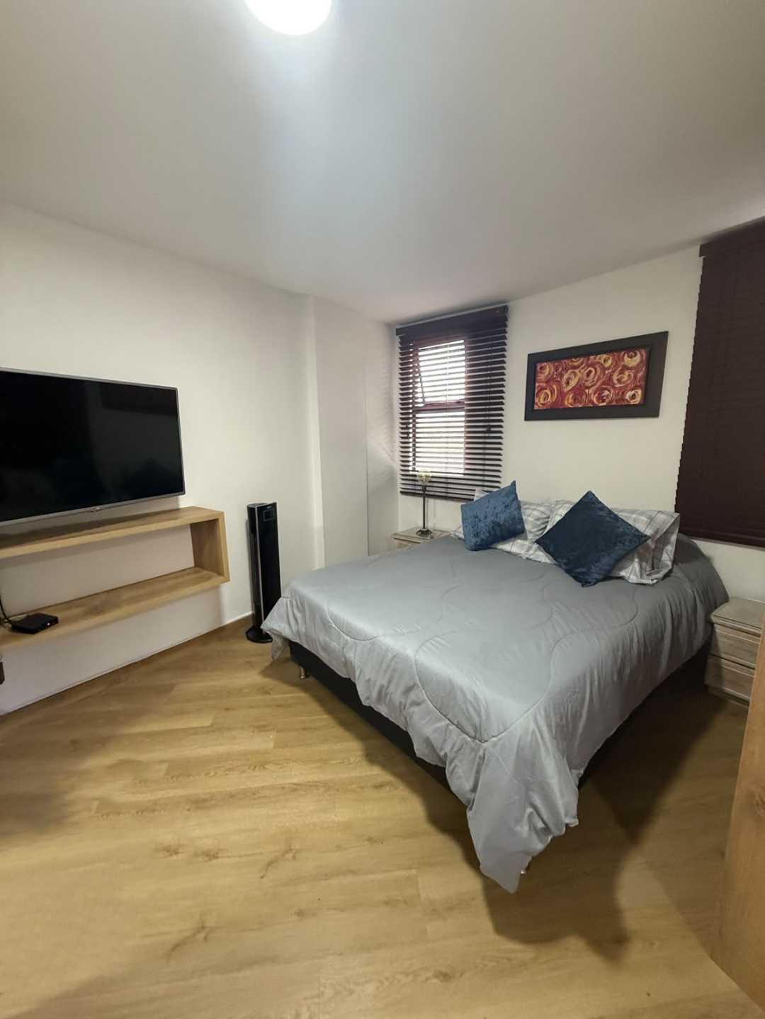APARTAMENTO AMOBLADO EN RENTA EL POBLADO — foto 4 de 9