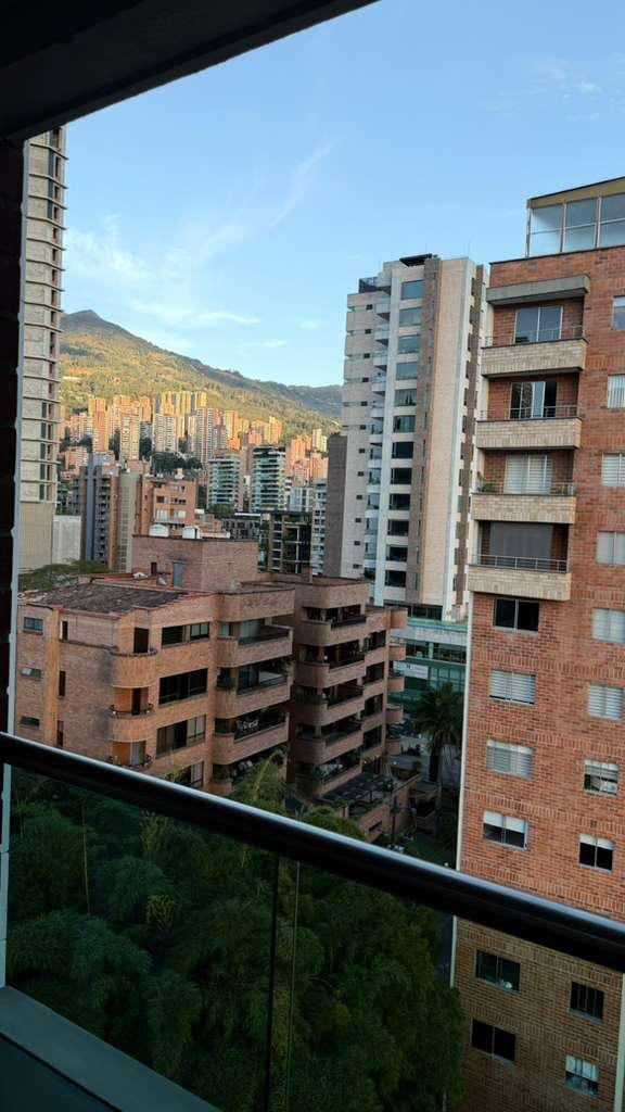 ARRIENDO APARTAMENTO AMOBLADO CASTROPOL EL POBLADO — foto 3 de 14