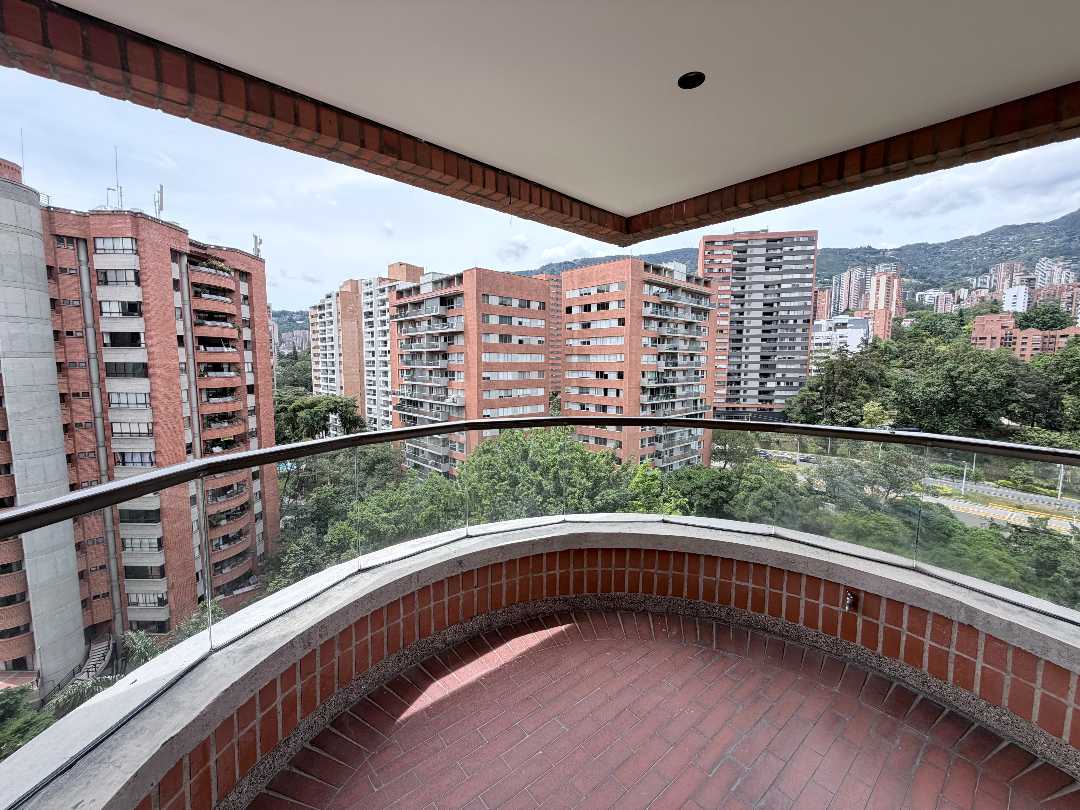 APARTAMENTOPARA RENTA TRADICIONAL - LOS BALSOS, EL POBLADO — foto 2 de 29