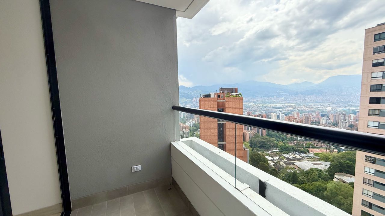 Apto en Venta con licencia rentas cortas, Poblado - Mde