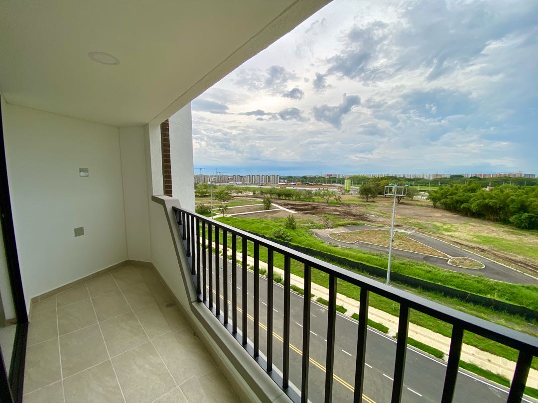 APARTAMENTO EN VENTA TREBOLES VALLE DEL LILI VIVERO CALI SUR 5P 80M2