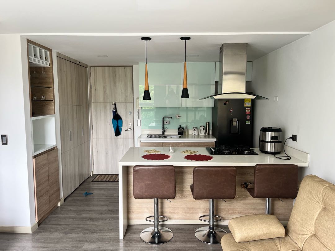 Arrienda Apartaestudio Amoblado Loma De Los Bernal Medellín Antioquia