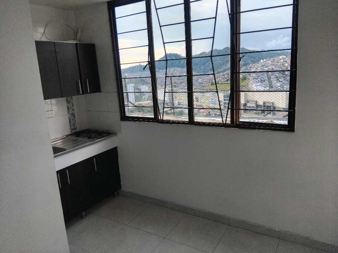 ARRIENDA APARTAESTUDIO ROSALES MANIZALES