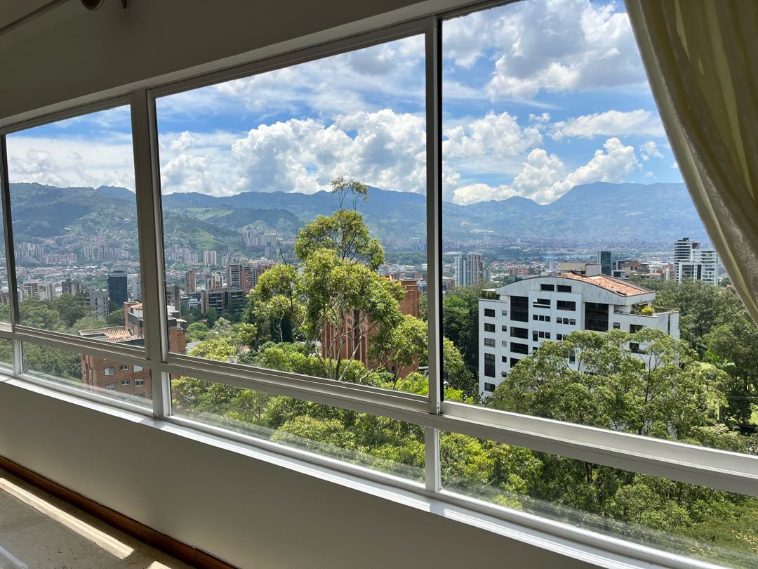Arrienda Apartamento El Campestre El Poblado Medellín Antioquia