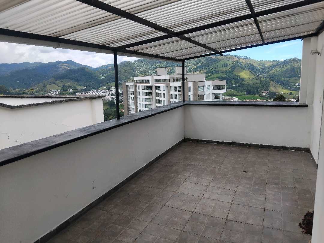 Arrienda Apartamento Trebol Manizales