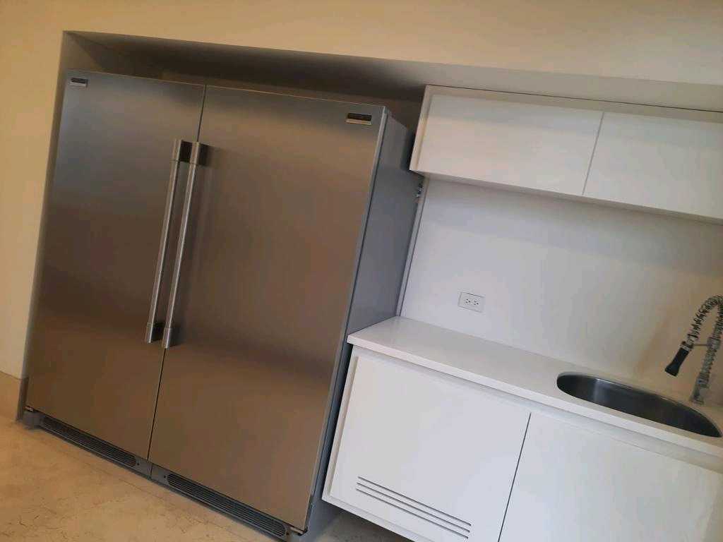 Arriendo amoblado cerca al Tesoro RC2