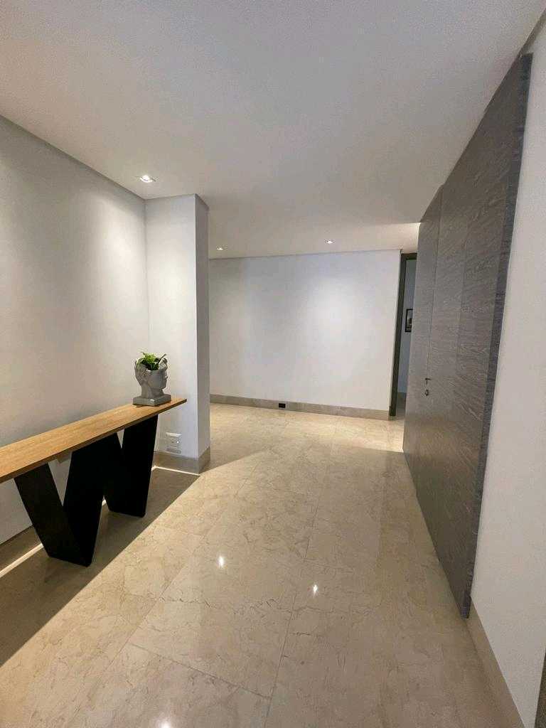 Arriendo amoblado cerca al Tesoro RC2