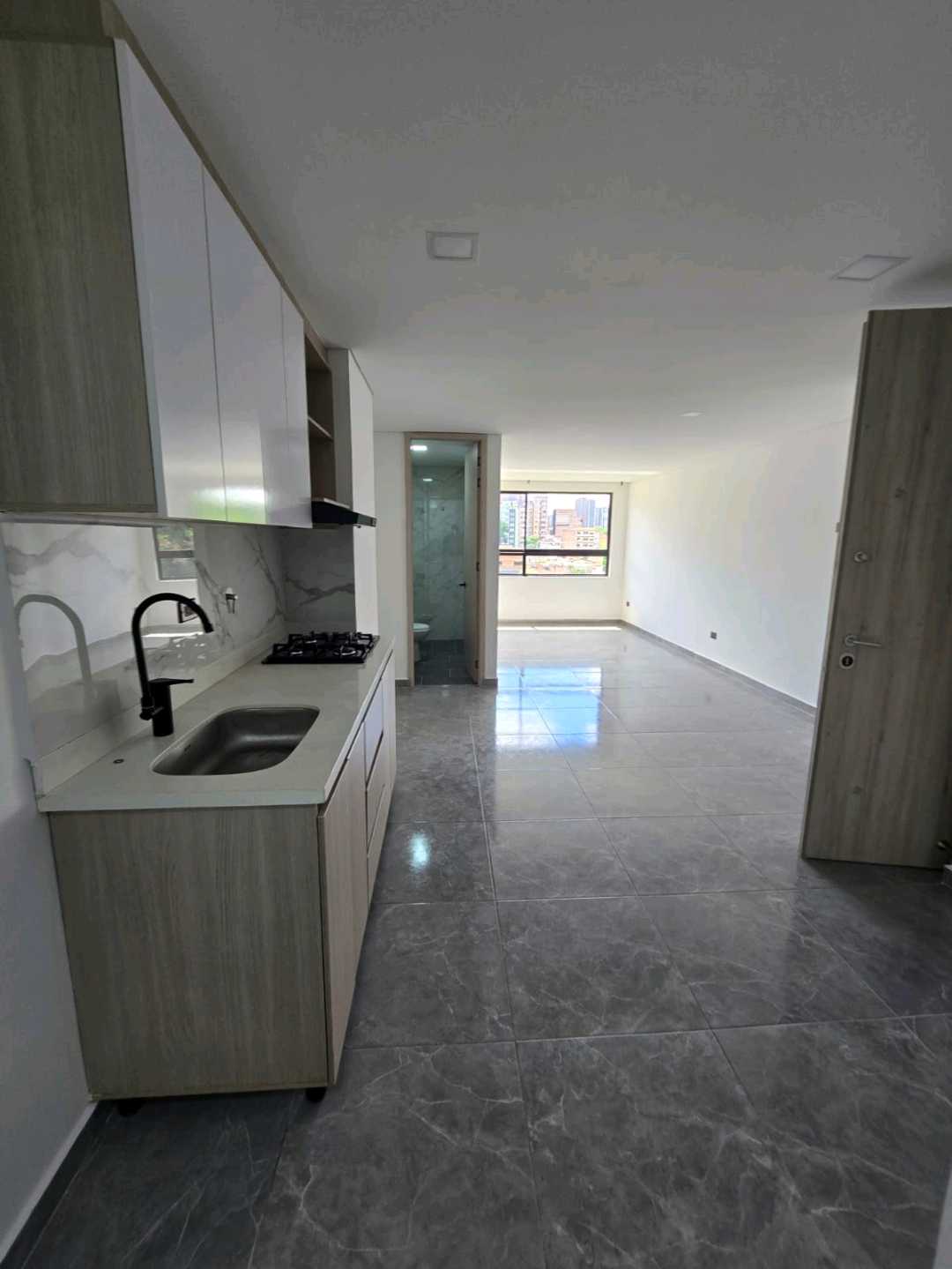 Arriendo aparta estudio