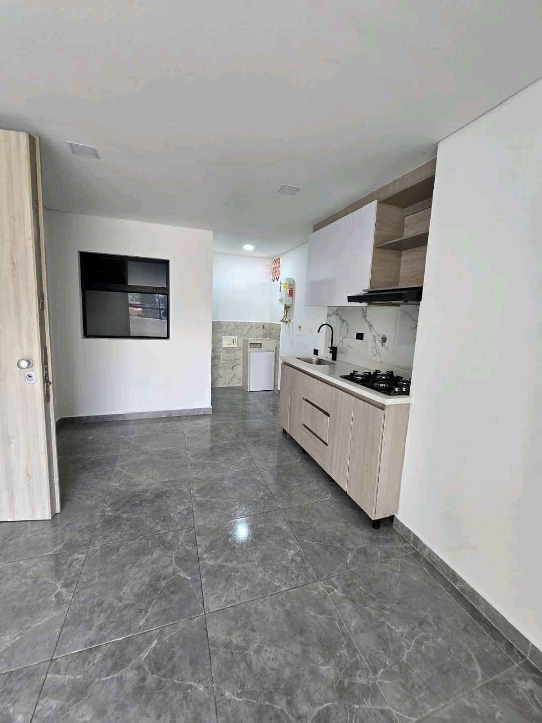 Arriendo aparta estudio