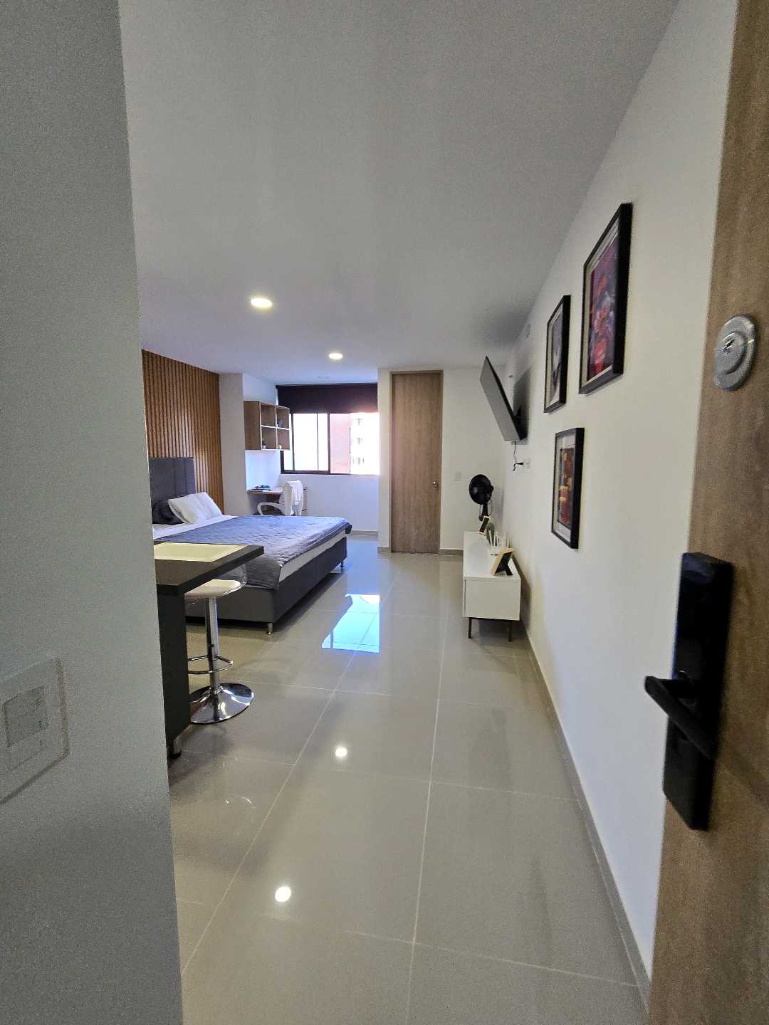 Arriendo apartaestudio tipo loft amoblado sector laureles