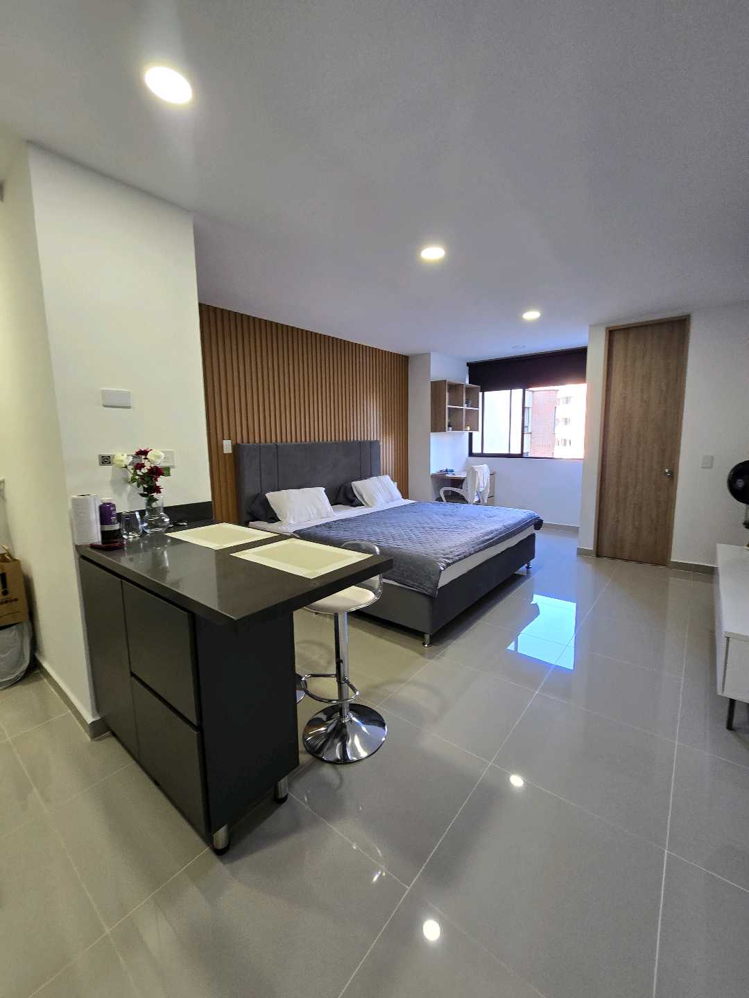 Arriendo apartaestudio tipo loft amoblado sector laureles