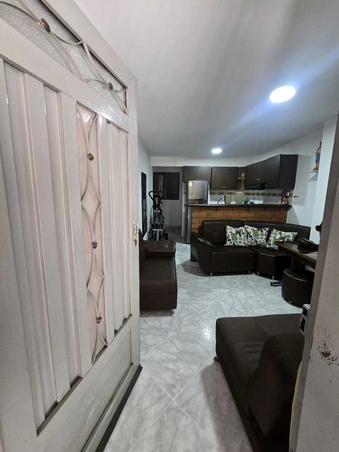 Arriendo apartaestudio amoblado sector calasanz