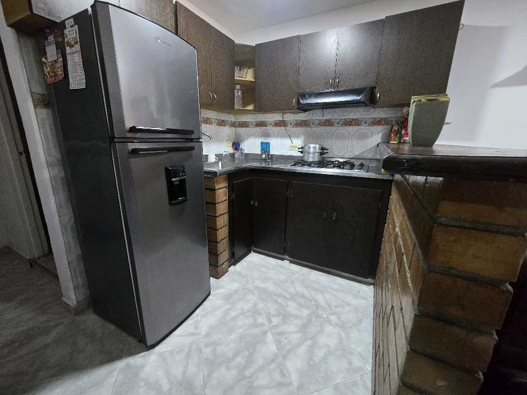 Arriendo apartaestudio amoblado sector calasanz