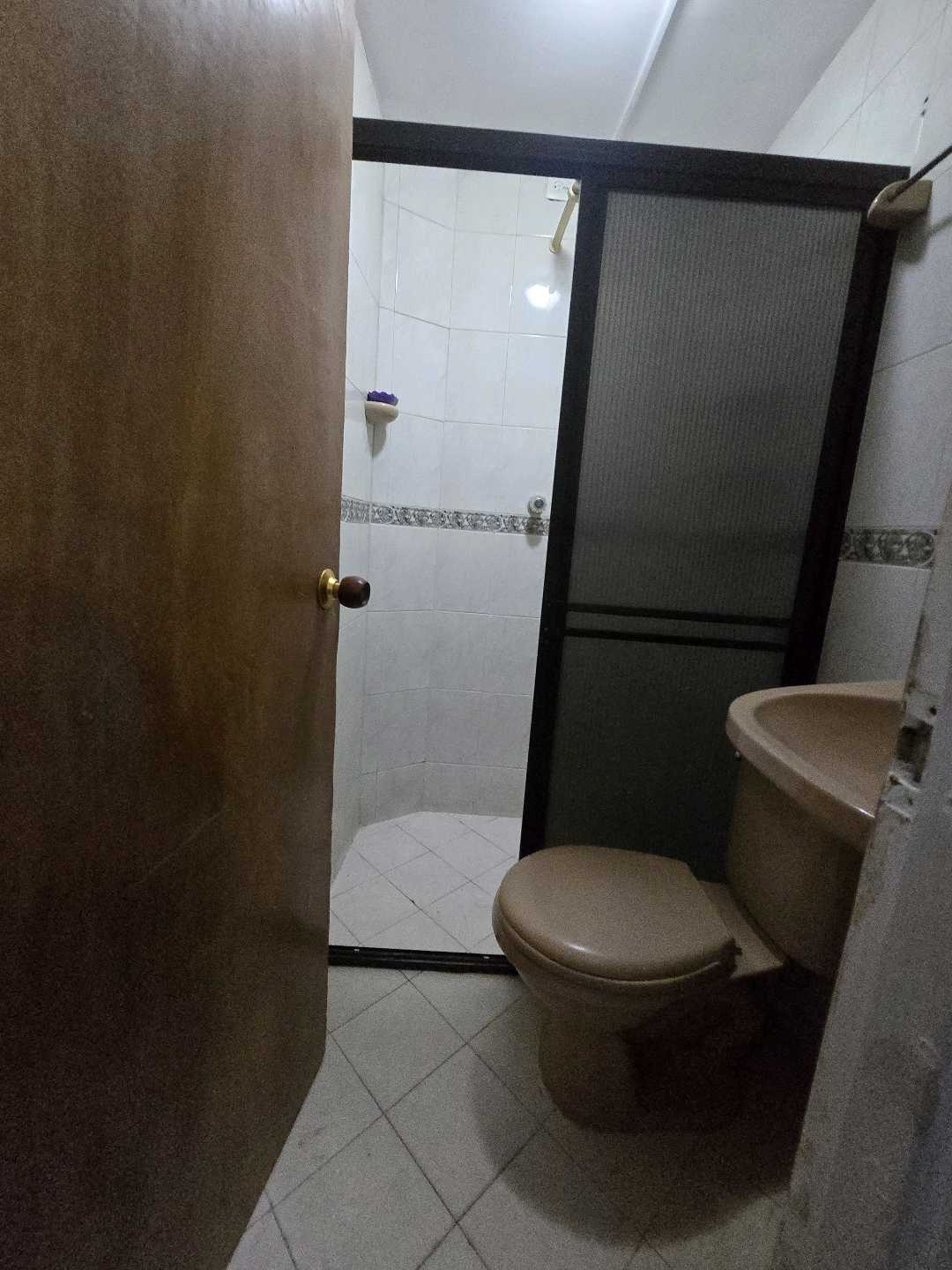 Arriendo apartaestudio amoblado sector calasanz