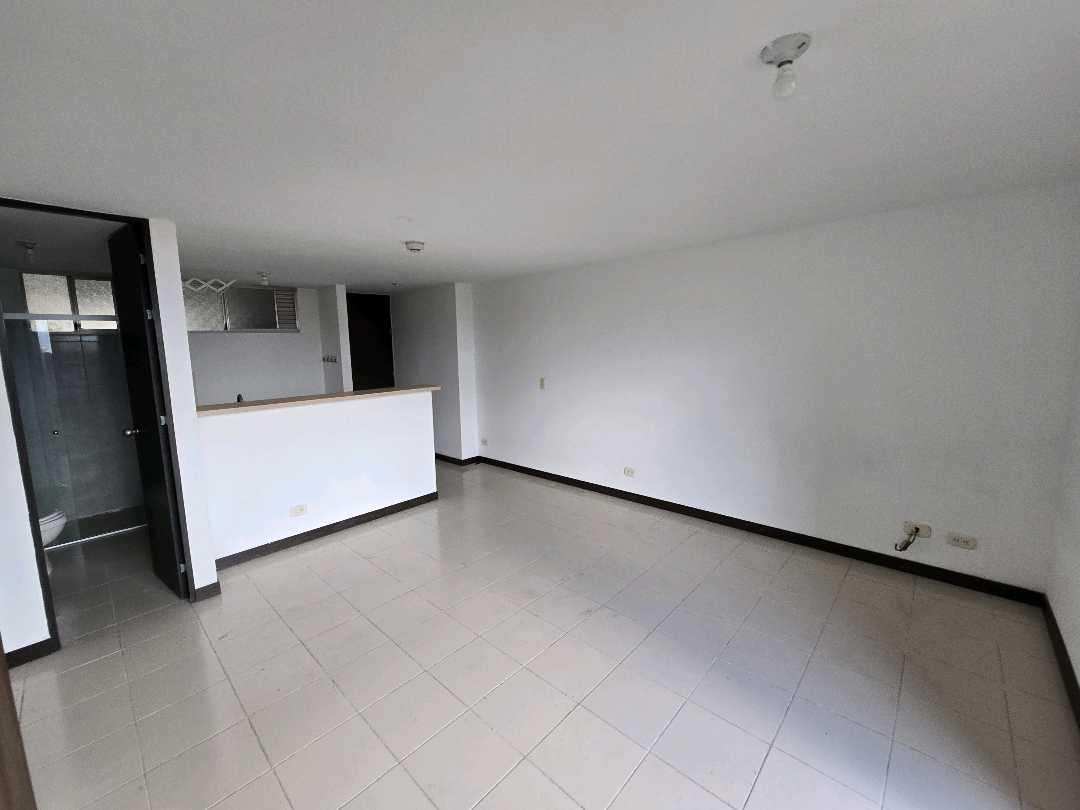 Arriendo aparta-estudio calasanz
