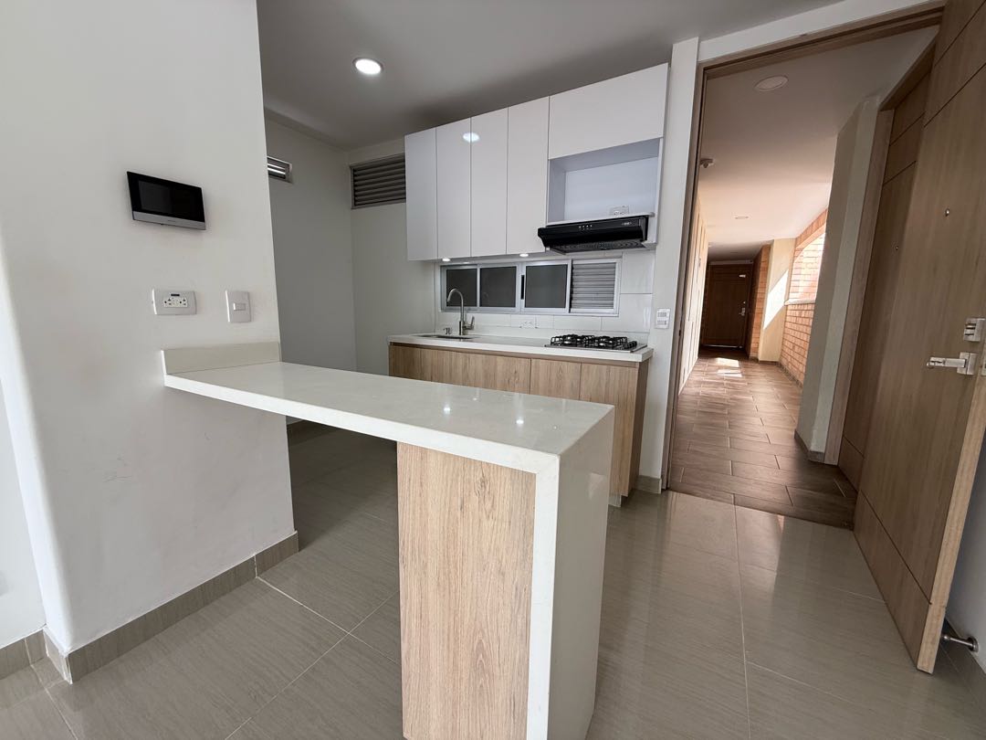 ARRIENDO APARTAESTUDIO EN CALASANZ