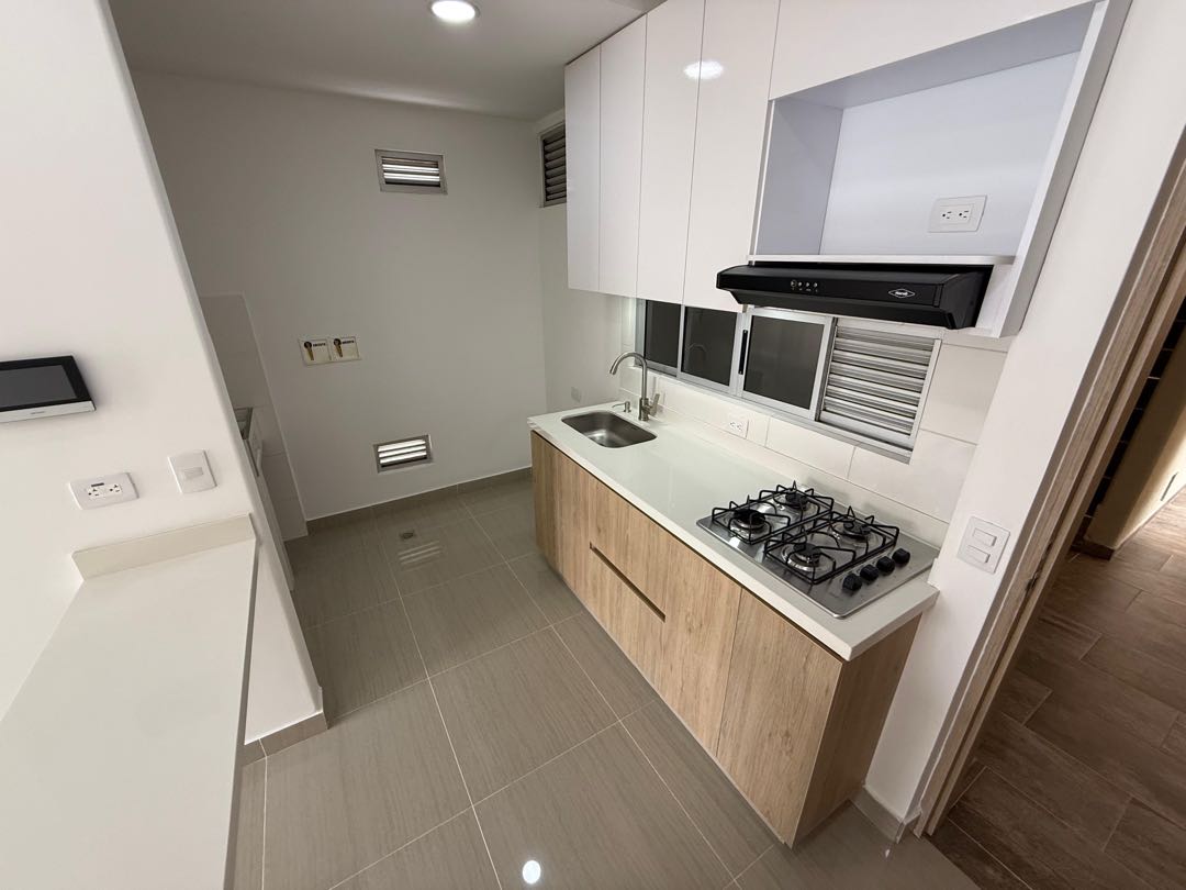 ARRIENDO APARTAESTUDIO EN CALASANZ