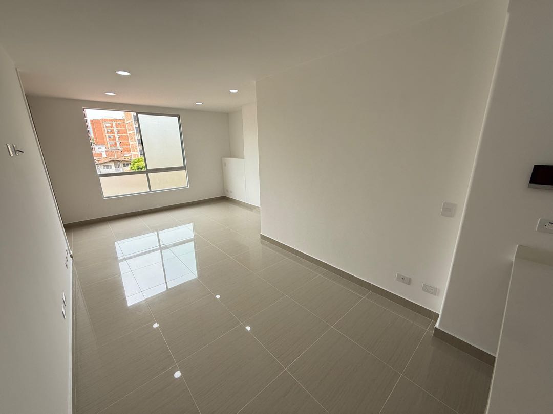 ARRIENDO APARTAESTUDIO EN CALASANZ