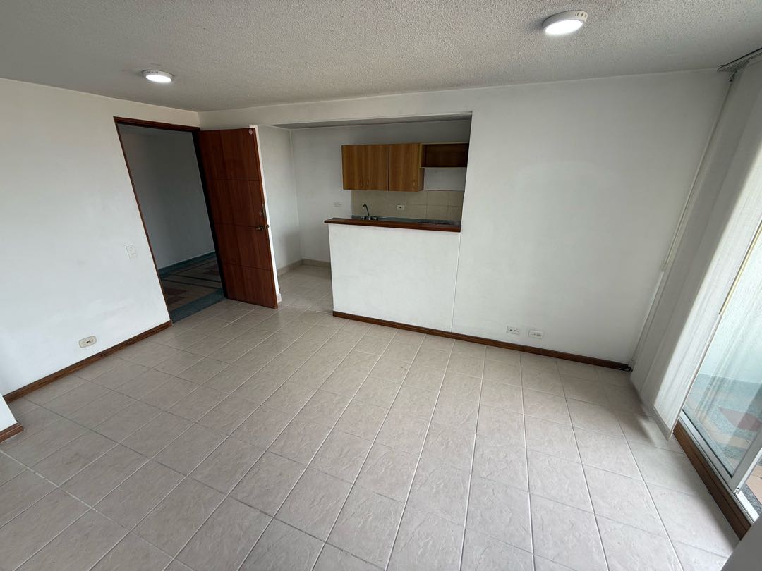 ARRIENDO APARTAESTUDIO EN EL ESTADIO
