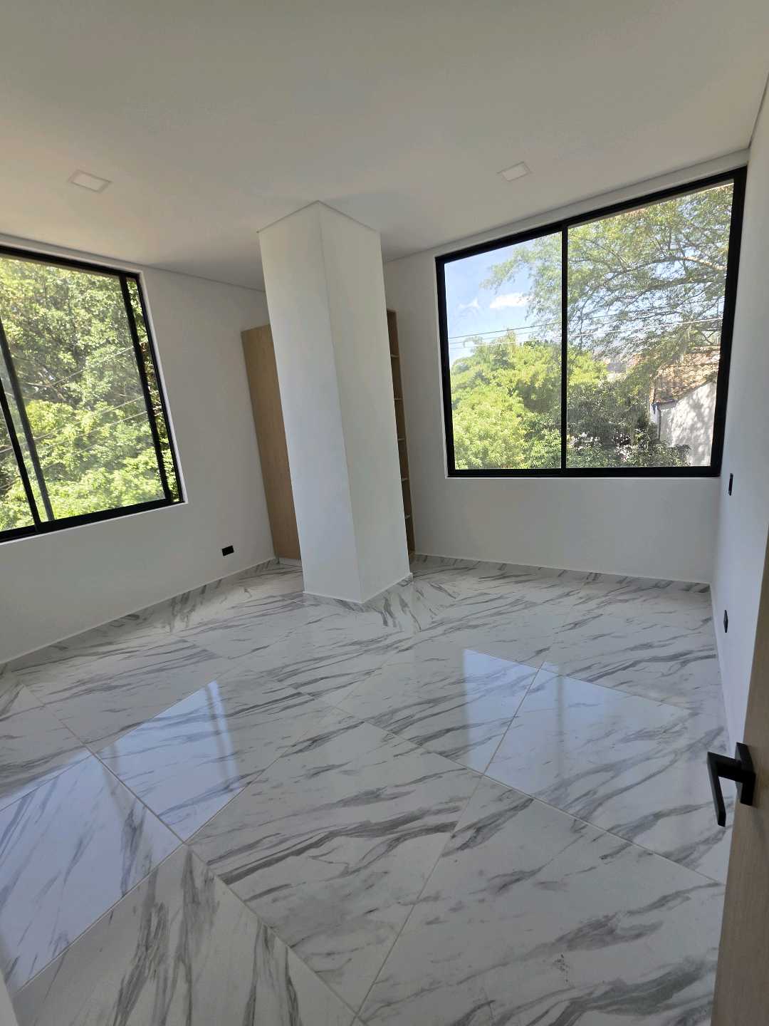 Arriendo apartaestudio pilarica