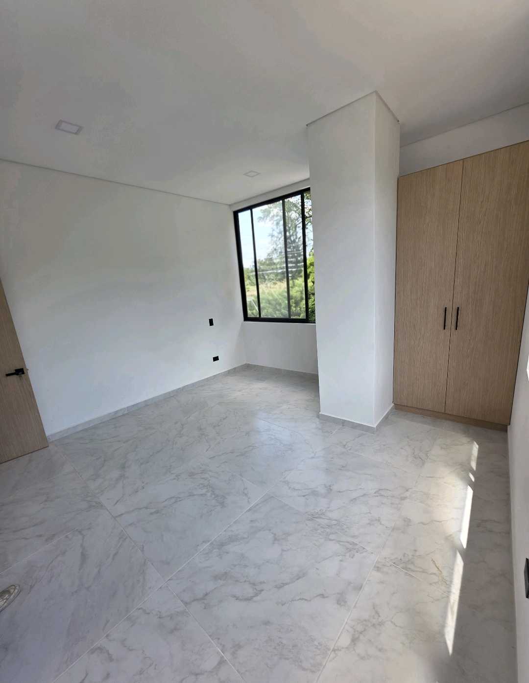 Arriendo apartaestudio pilarica