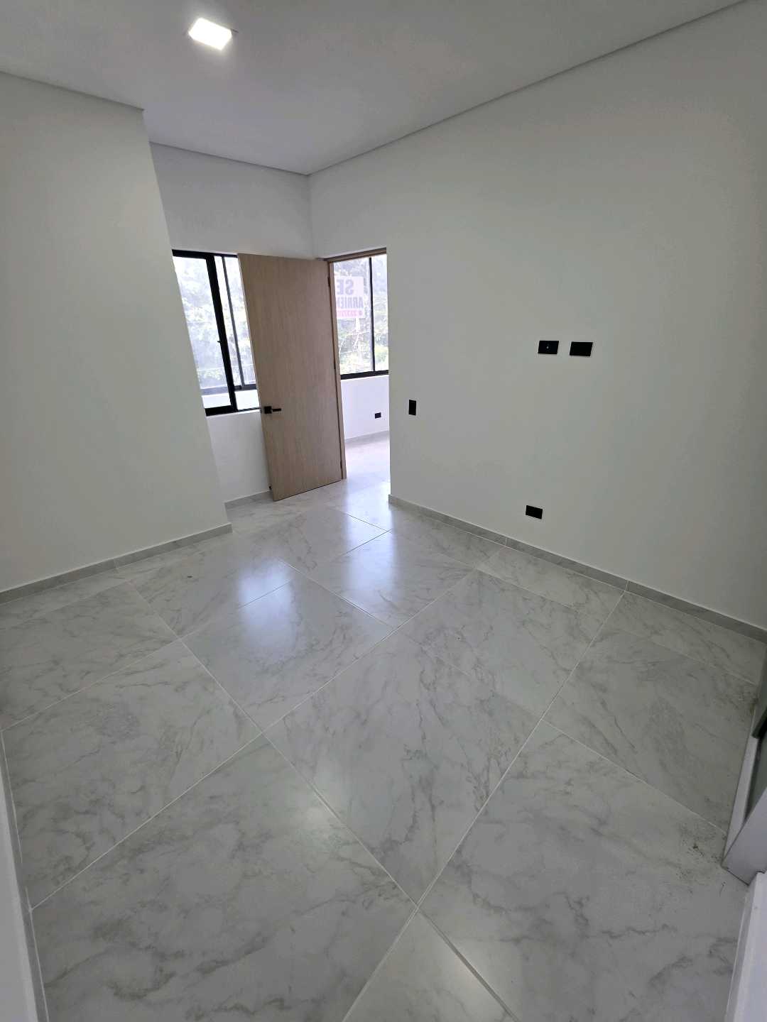 Arriendo apartaestudio pilarica