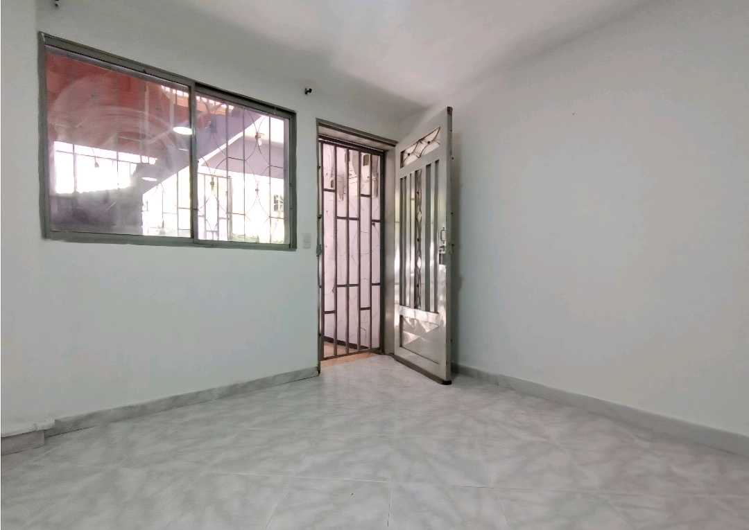 Arriendo apartaestudio  sector santa lucia