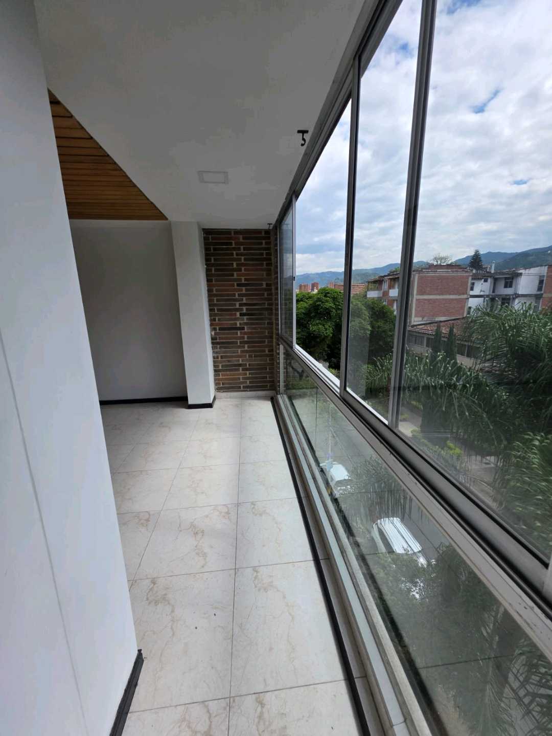Arriendo apartaestudio sector calasanz
