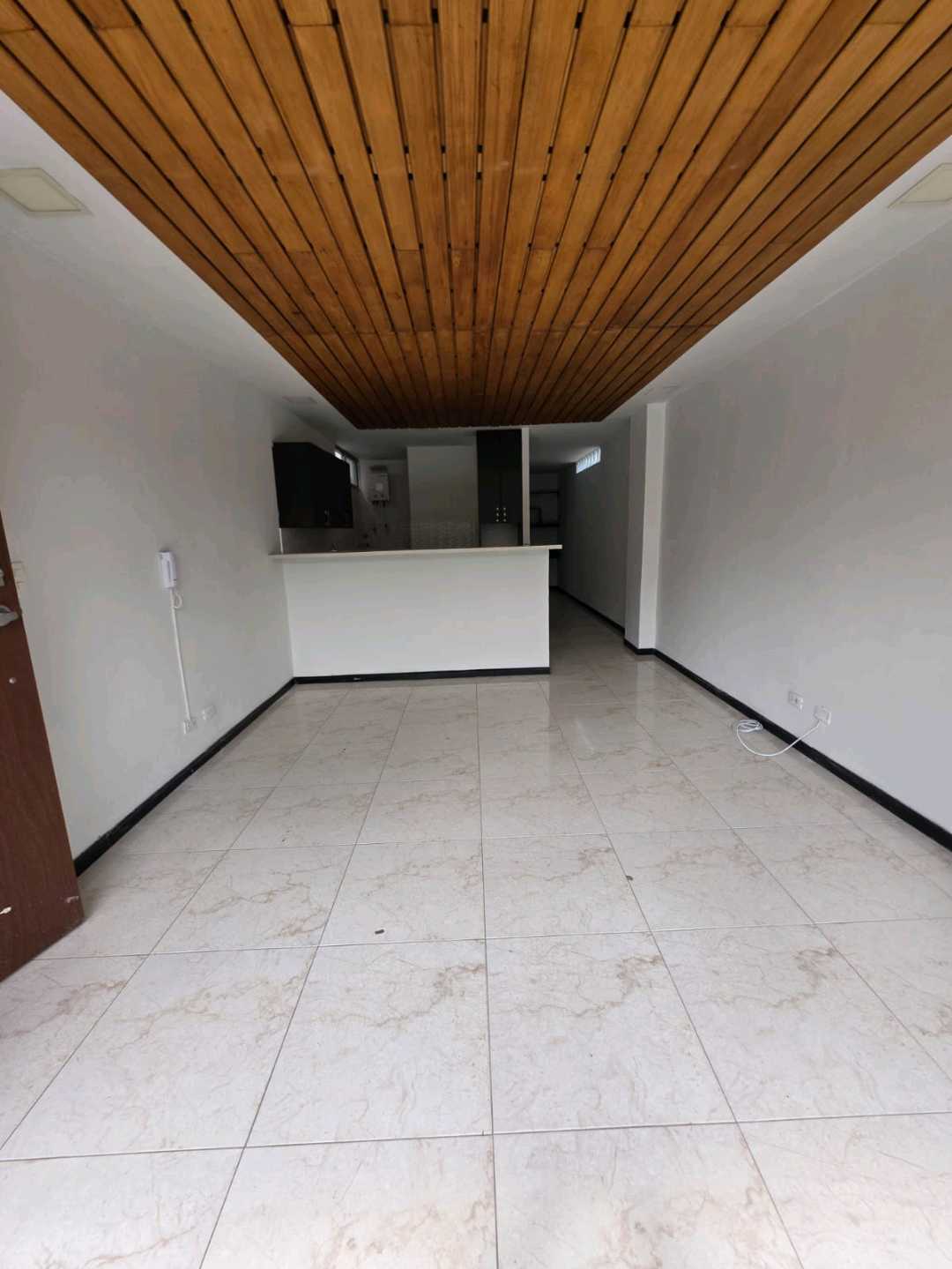 Arriendo apartaestudio sector calasanz
