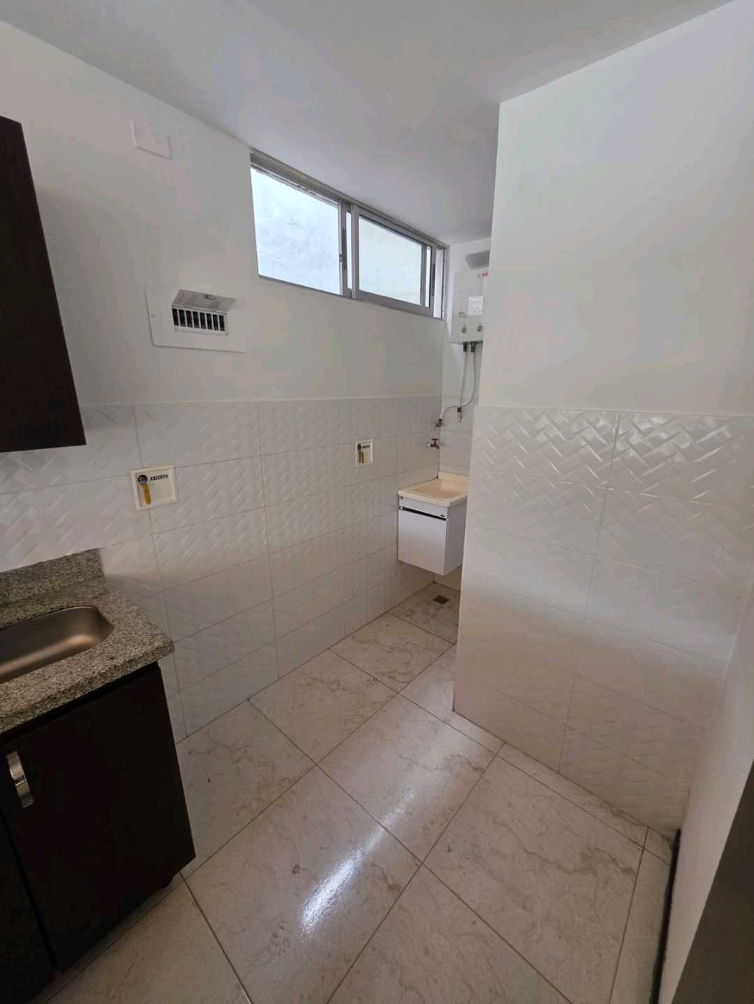 Arriendo apartaestudio sector calasanz
