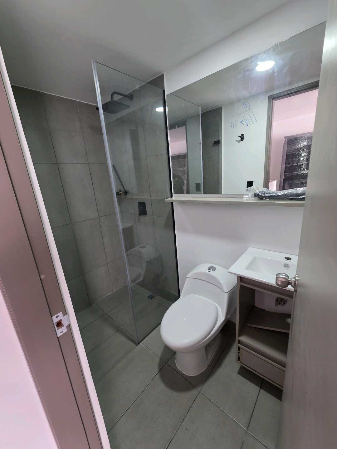 Arriendo apartaestudio simon bolívar