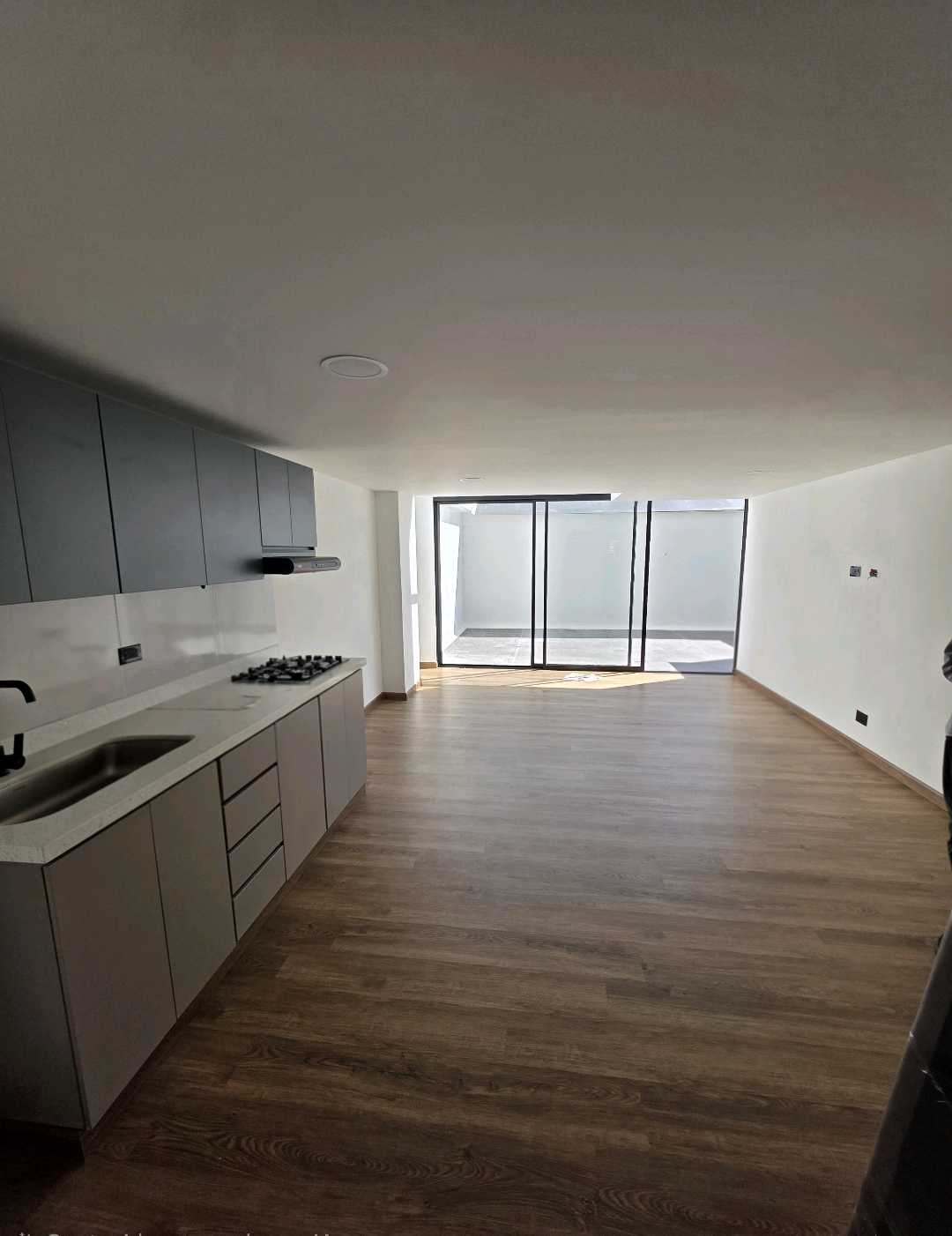 Arriendo apartaestudio simon bolívar